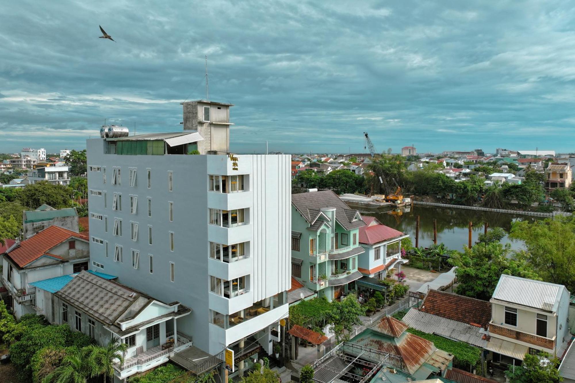 Vina Spa Hotel Hue Exterior photo