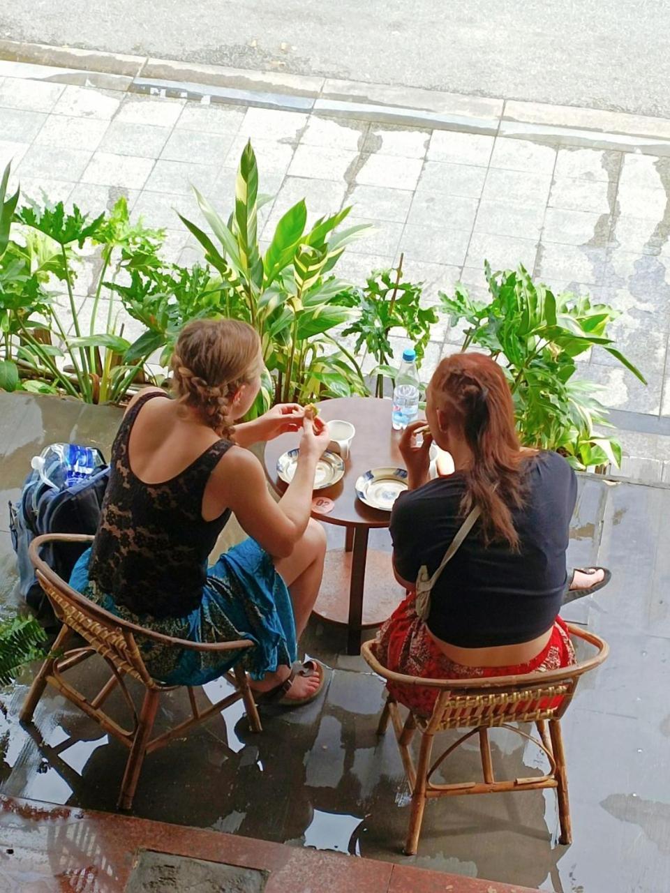 Vina Spa Hotel Hue Exterior photo