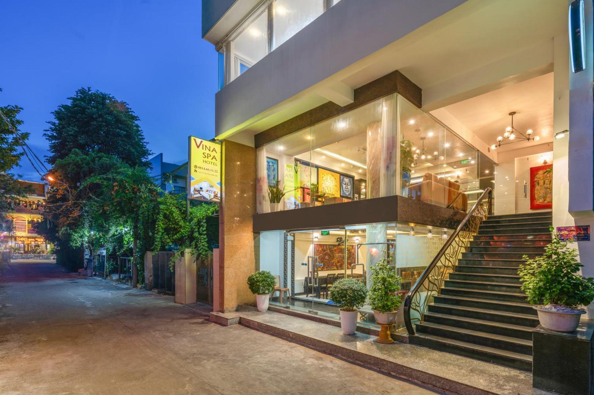Vina Spa Hotel Hue Exterior photo