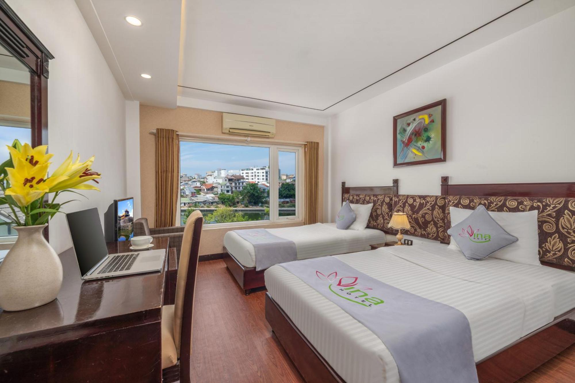 Vina Spa Hotel Hue Exterior photo