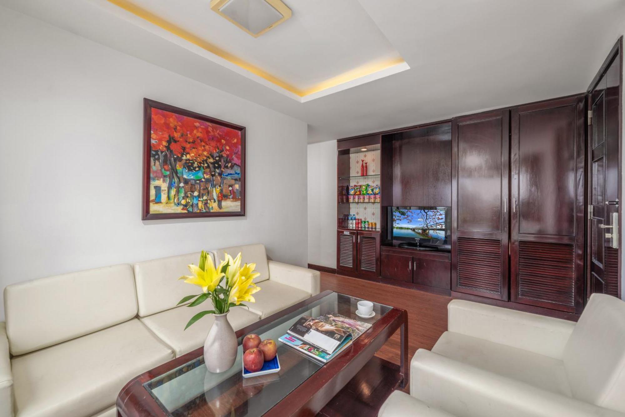 Vina Spa Hotel Hue Exterior photo